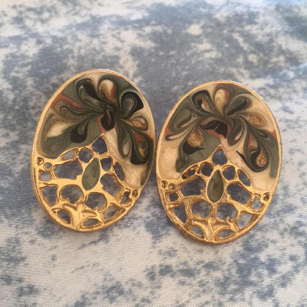 Vintage oval lacquer painted gold metal earrings